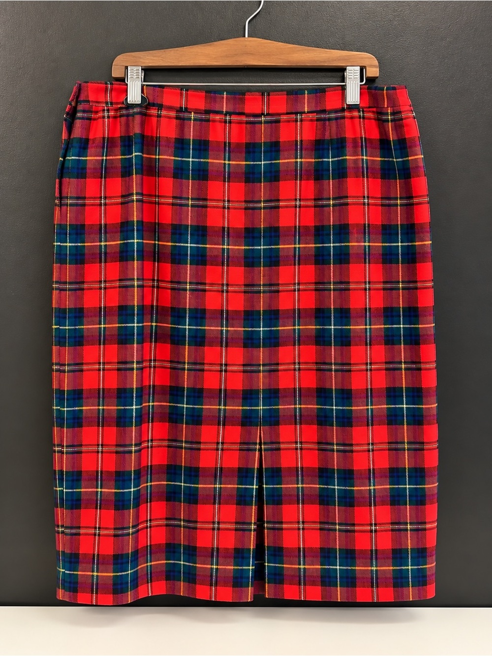 Vintage Pendleton Boyd Tartan Wool Plaid Pencil Skirt USA Pockets 36” Waist